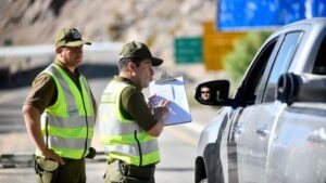 Un derrumbe en la zona de La Olla afectó la transitabilidad del Paso Internacional Agua Negra en San Juan. Equipos de Vialidad Nacional trabajan arduamente para restablecer el paso en la mañana del domingo 5 de enero.