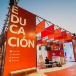 El Ministerio de Educación de San Juan presentará un espacio interactivo en la Fiesta Nacional del Sol, orientado a todas las edades. En el centro del stand se destacarán áreas de educación digital, mesas interactivas y experiencias de robótica, donde los asistentes podrán explorar el uso de tecnologías en las aulas de San Juan.