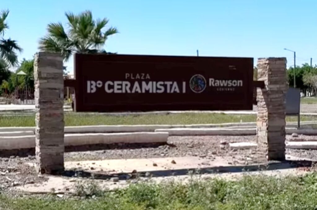 El intendente de Rawson, Carlos Munisaga, anunció con entusiasmo el inicio de la transformación de la Plaza del Barrio Ceramista, un proyecto que busca renovar por completo este espacio público para el disfrute de las familias de la zona.