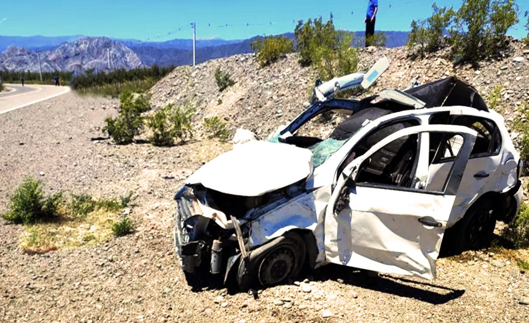 Un trágico accidente ocurrió hoy en la Ruta Interlagos, donde un conductor que manejaba con casi el triple de alcohol en sangre de lo permitido, perdió el control de su vehículo, provocando una colisión que dejó una víctima fatal.