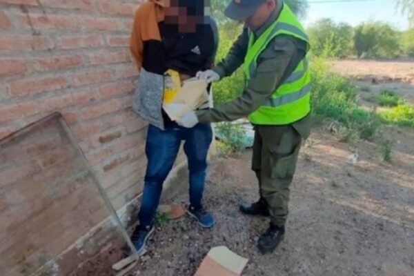 INCAUTAN MÁS DE 4 KILOS DE COCAÍNA ADHERIDOS AL CUERPO DE UN HOMBRE EN SAN JUAN