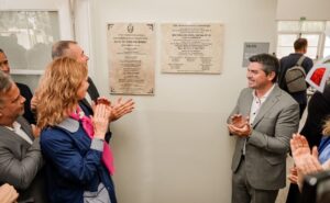 Marcelo orrego inaugura un jardín