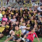 El fútbol sanjuanino vivió una jornada de emociones en el Estadio San Juan del Bicentenario, donde se disputaron las finales de la cuarta división y Primera "A". En cuarta división, San Martín se consagró campeón tras vencer a Juventud Zondina, destacando el trabajo en sus inferiores.