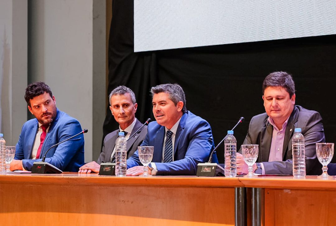 En el Día Internacional de las Personas con Discapacidad, San Juan presentó iniciativas inclusivas lideradas por el gobernador Marcelo Orrego. Durante un acto en el Centro de Convenciones Barrena Guzmán, se anunciaron programas que buscan mejorar la calidad de vida de este sector de la población.