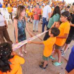 La intendenta de San Juan, Susana Laciar, celebró su cumpleaños con una emotiva jornada en la Colonia de Verano. Durante su visita, los asistentes la sorprendieron con un festejo cargado de cariño y gratitud.