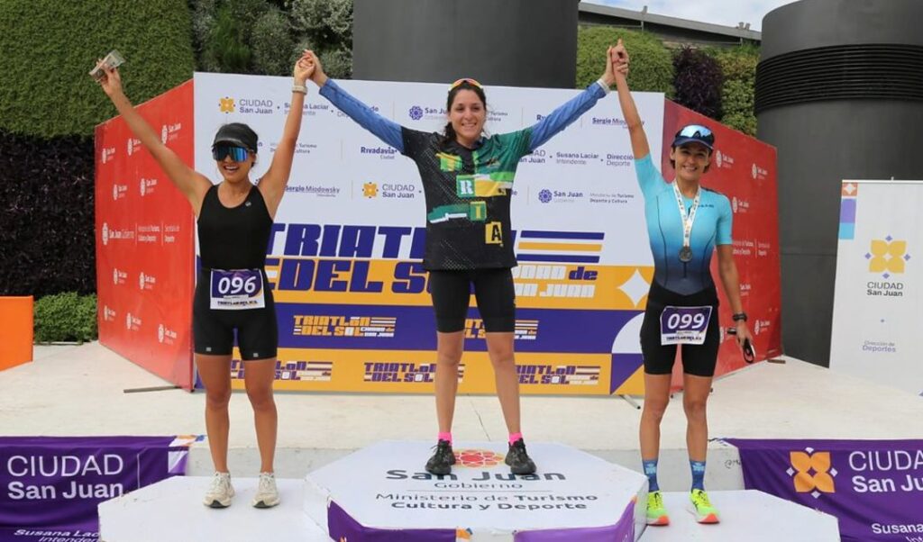 Con gran participación de atletas de San Juan, Mendoza, La Rioja, San Luis y otras provincias, se llevó a cabo una nueva edición del Triatlón del Sol, consolidando a la provincia como un epicentro del deporte de alto rendimiento.