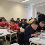 En el Cuartel de Bomberos de la Provincia de San Juan se realizó una jornada intensiva de capacitación en cartografía y navegación terrestre, destinada a fortalecer las habilidades técnicas de los efectivos que intervienen en situaciones de emergencia.