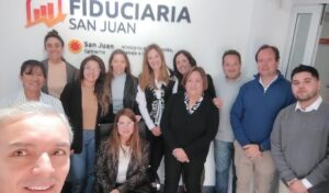Fiduciaria San Juan SAPEM recibió la certificación IRAM - ISO 9001:2015 por cumplir con los estándares internacionales de gestión de calidad. Esta distinción fue otorgada por el Instituto Argentino de Normalización y Certificación y refleja su compromiso con el desarrollo económico de la provincia.