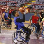 El equipo de básquet adaptado “Las Águilas San Juan” se prepara para disputar la tercera fecha de la Liga Federal de Básquet en Silla de Ruedas, que se desarrollará este fin de semana en San Martín, Mendoza. La delegación provincial representará a San Juan en un certamen que reúne a los mejores equipos de la zona Cuyo.