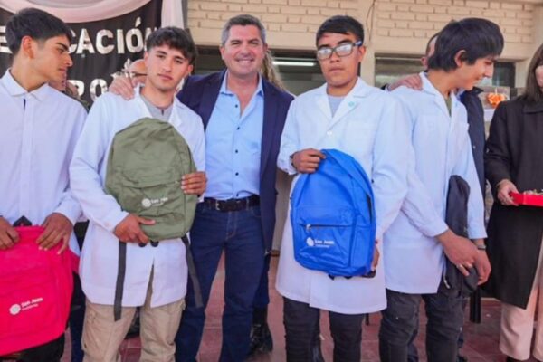 SAN JUAN INAUGURÓ LA PRIMERA ESCUELA SECUNDARIA RURAL-PLURIAÑO EN MOGNA