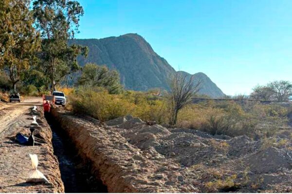 EL GOBIERNO DE SAN JUAN INICIÓ LA AMPLIACIÓN DE LA RED DE AGUA POTABLE EN JÁCHAL