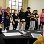 La Fiesta Nacional del Sol abrió la convocatoria para que los artistas de San Juan participen en la edición 2025 bajo el lema “San Juan, Mi Tierra Querida”. El evento, considerado el más importante de la provincia, contará con un show en el Velódromo que se repetirá cada noche y también espectáculos itinerantes.