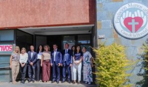 El gobernador de San Juan, Marcelo Orrego, recorrió las instalaciones de la Casa de la Bondad, institución dedicada al acompañamiento y cuidados paliativos de personas en etapa final de vida, que volverá a abrir sus puertas tras dos años de inactividad.
