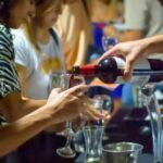 La Secretaría de Ambiente y Desarrollo Sustentable de San Juan, a través de la Dirección de Ecología Urbana, invita a una experiencia única para celebrar el Día de la Madre: “Noche de Degustación y Naturaleza”. La actividad gratuita se llevará a cabo el domingo 12 de octubre a las 19 horas en el Parque de la Biodiversidad, ubicado en el complejo El Pinar, en el departamento Rivadavia.