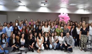Bajo la consigna “El poder de la prevención”, más de 50 mujeres participaron de un encuentro organizado por Obra Social Provincia, destinado a promover la detección temprana y el cuidado integral de la salud femenina.