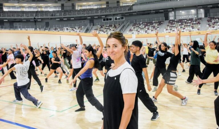 Uno de los espectáculos más esperados de la Fiesta Nacional del Sol es el show artístico que se realizará en el Velódromo Vicente Chancay los días 20, 21 y 22 de noviembre. Un gran equipo trabaja intensamente en la puesta, basada en un guion de Nicolás Rodríguez y dirigida artísticamente por Belén Montilla.