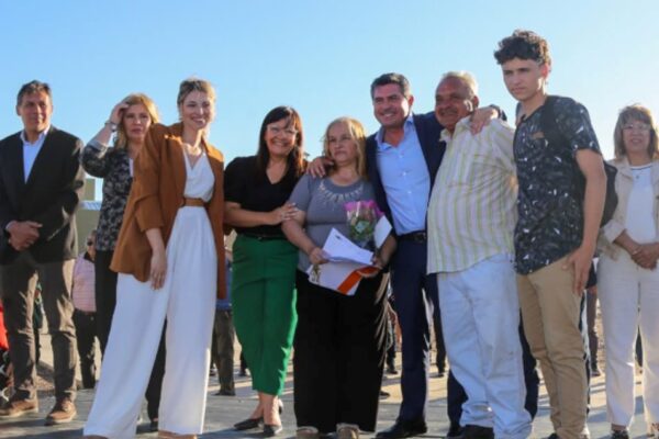 ORREGO ENTREGÓ 62 VIVIENDAS EN EL NUEVO BARRIO TRES MARÍAS DE CHIMBAS