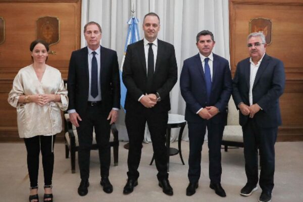 ADORNI, SANTILLI Y ORREGO ANALIZARON AGENDA NACIÓN
