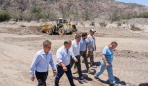 El gobernador de San Juan, Marcelo Orrego, firmó en Buenos Aires una serie de convenios con el Gobierno Nacional que permitirán ejecutar importantes obras de seguridad vial en rutas nacionales que atraviesan la provincia, con foco en el departamento Iglesia y accesos estratégicos del Gran San Juan.