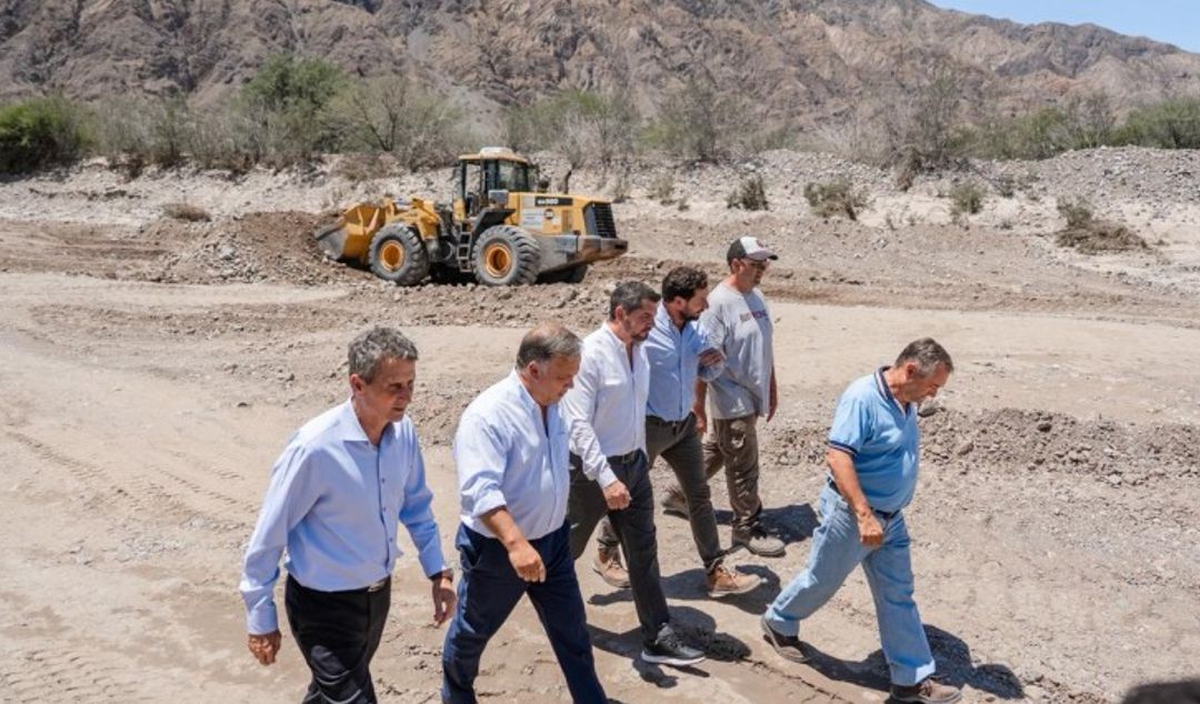 El gobernador de San Juan, Marcelo Orrego, firmó en Buenos Aires una serie de convenios con el Gobierno Nacional que permitirán ejecutar importantes obras de seguridad vial en rutas nacionales que atraviesan la provincia, con foco en el departamento Iglesia y accesos estratégicos del Gran San Juan.