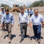 El gobernador de San Juan, Marcelo Orrego, dispuso una asistencia económica de $1.000 millones destinada a los municipios que resultaron afectados por las lluvias intensas y las crecientes registradas en distintos puntos de la provincia.