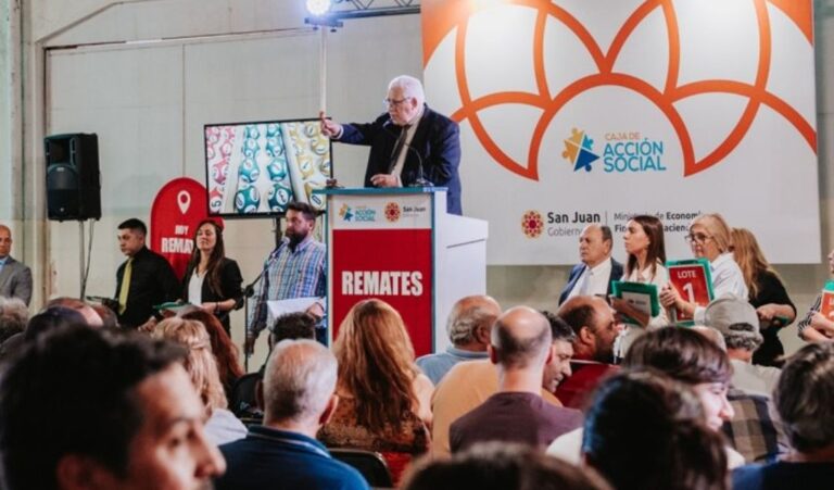 Durante el año 2025, la Caja de Acción Social de San Juan realizó remates de vehículos pertenecientes a organismos provinciales y municipales, consolidando esta modalidad como una herramienta eficiente para la administración de bienes del Estado.