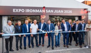 El gobernador Marcelo Orrego encabezó en el Teatro del Bicentenario la presentación oficial del IRONMAN 70.3, una de las competencias de triatlón más prestigiosas del mundo. El evento se realizará por quinta vez en la provincia y promete convocar a atletas de distintos países.