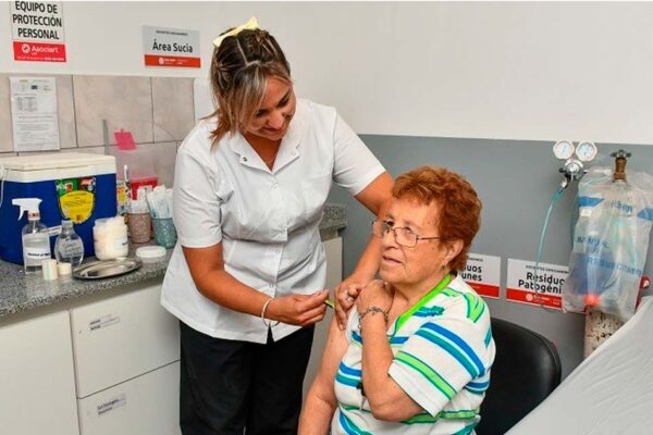 LA CAMPAÑA DE VACUNACIÓN ANTIGRIPAL YA APLICÓ 11 MIL DOSIS EN SAN JUAN