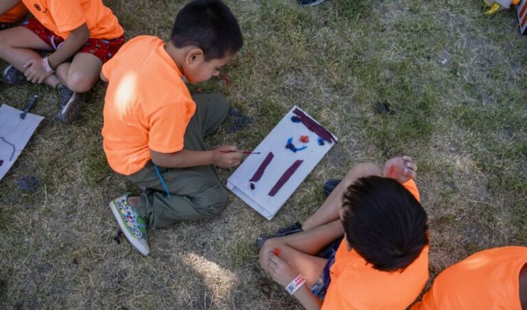 Desde el 4 al 8 de mayo estarán abiertas las inscripciones en San Juan para los programas Centros de Familia y Centros Faro, destinados a niños, adolescentes y sus familias que reciben la prestación Alimentar.