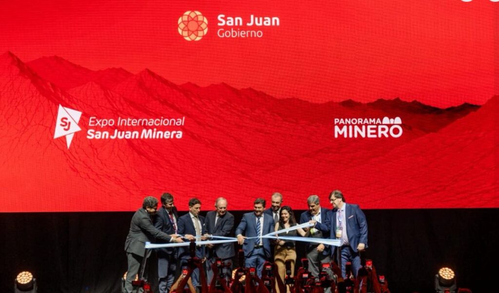 El gobernador de San Juan, Marcelo Orrego, dejó inaugurada una nueva edición de la Expo San Juan Minera 2026, uno de los encuentros más importantes del país vinculados a la industria minera. El evento, organizado por Panorama Minero, reúne a empresarios, inversores, especialistas y delegaciones nacionales e internacionales.
