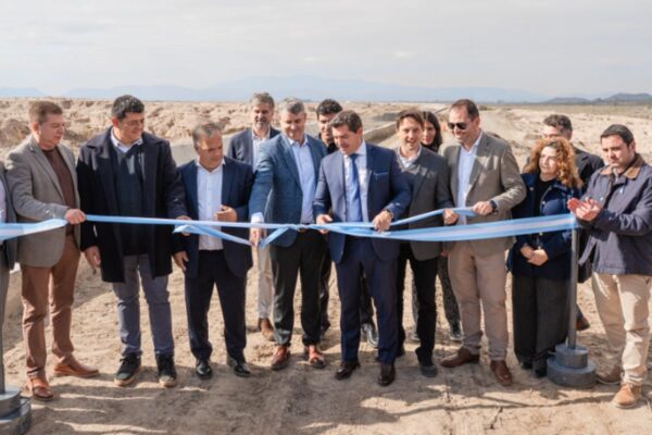 ORREGO INAUGURÓ UNA OBRA CLAVE PARA MEJORAR EL RIEGO Y FORTALECER LA PRODUCCIÓN EN JÁCHAL