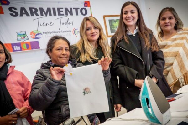 COMUNIDADES HUARPES DE SARMIENTO SE CAPACITARON EN SUBLIMACIÓN TEXTIL PARA FORTALECER SUS EMPRENDIMIENTOS
